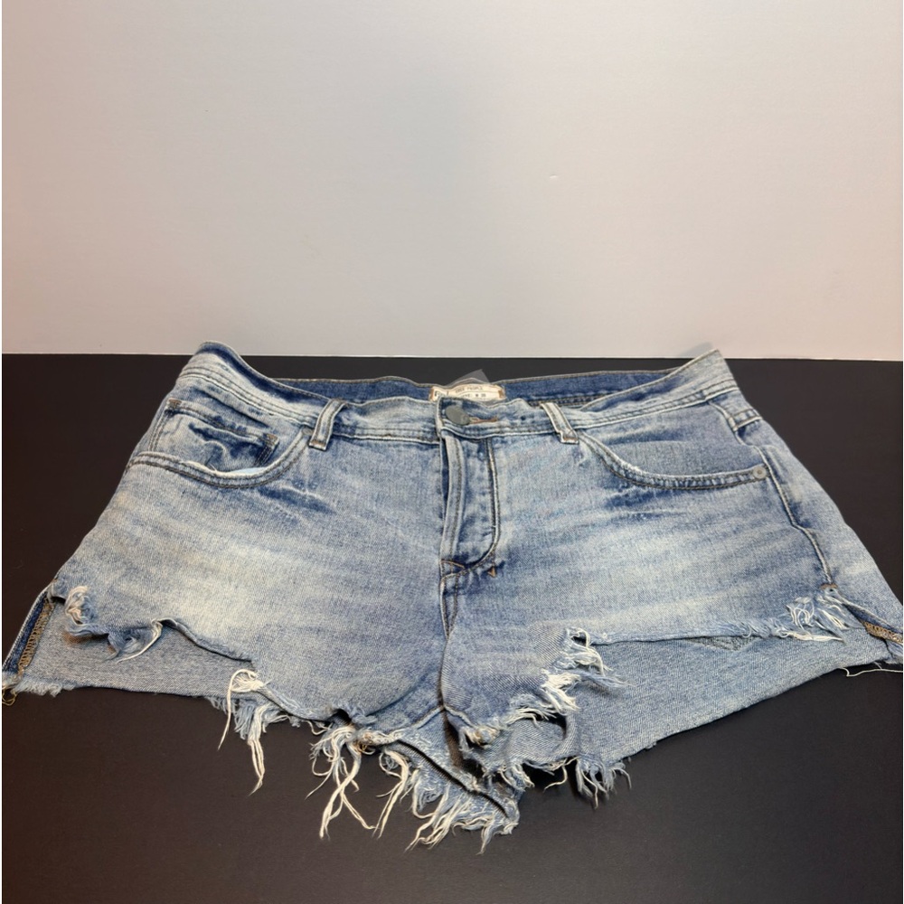 Free People Jean Shorts Size 28 Blue Denim Distressed Button Fly Raw Hem Festive